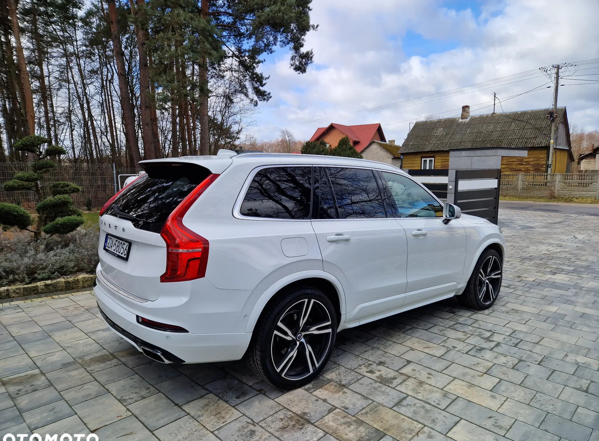 Volvo XC 90 cena 189000 przebieg: 99000, rok produkcji 2017 z Góra Kalwaria małe 154
